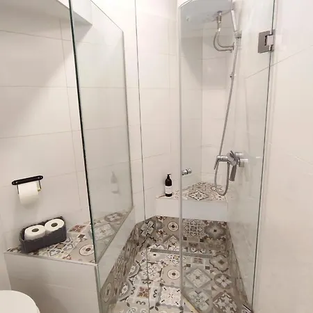 Lilly Apartment